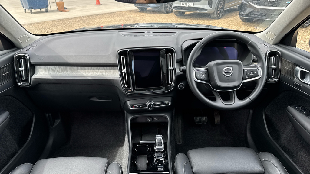 Volvo XC40 Xc40 2.0 B4p Ultra Bright Black #5