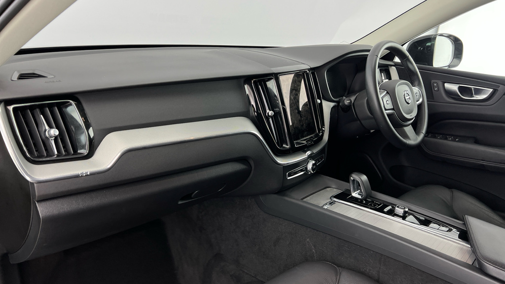 Volvo XC60 Xc60 2.0 B5p Core Awd Geartronic Black #6