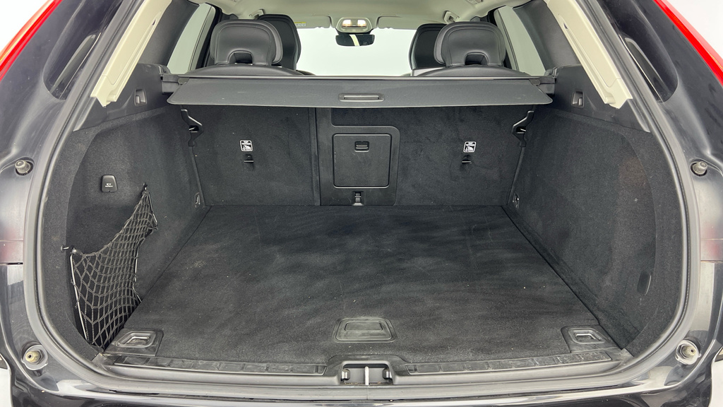 Volvo XC60 Xc60 2.0 B5p Core Awd Geartronic Black #5