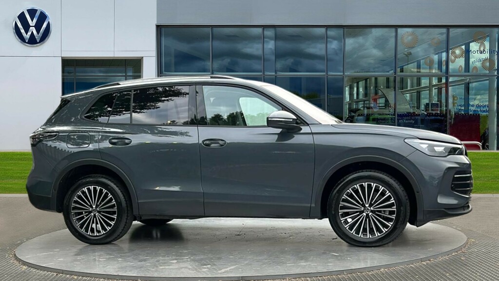 Volkswagen Tiguan Tiguan 1.5 Tsi Ehybrid Match Dsg GF75BYX Grey #4