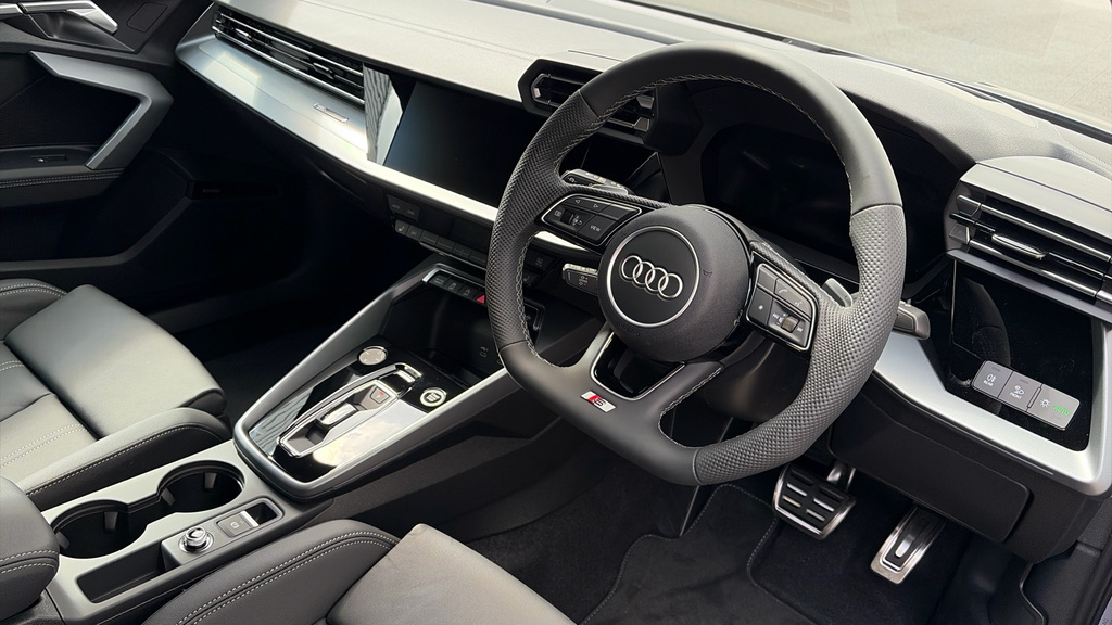 Audi A3 1.5 Tfsi E 204 S Line S Tronic Black #6