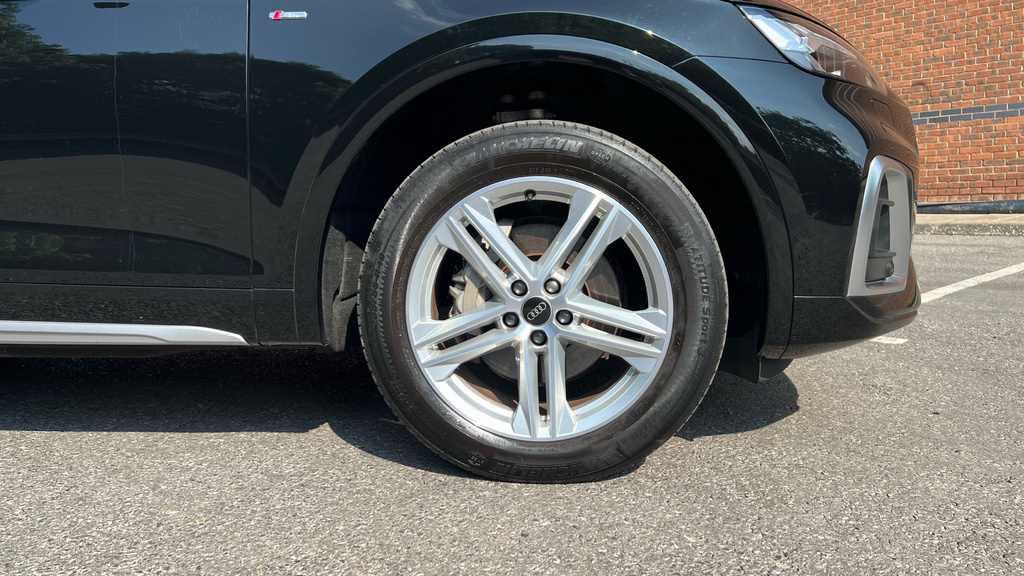 Audi Q5 Q5 40 Tdi Quattro S Line S Tronic BV23XPW Black #5