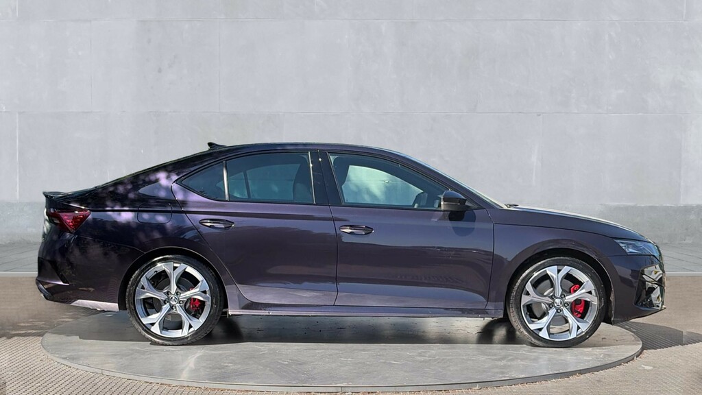 Skoda Octavia Skoda Octavia Hatchback 2.0 Tsi Vrs Dsg Purple #4