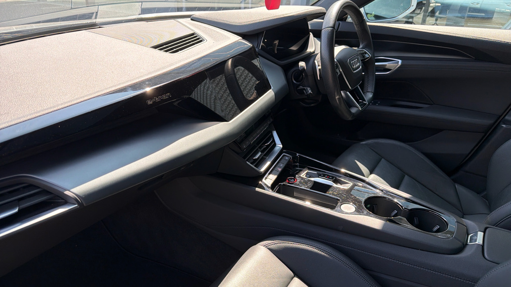 Audi E Tron GT E-tron Gt 390Kw Quattro 93Kwh Grey #2