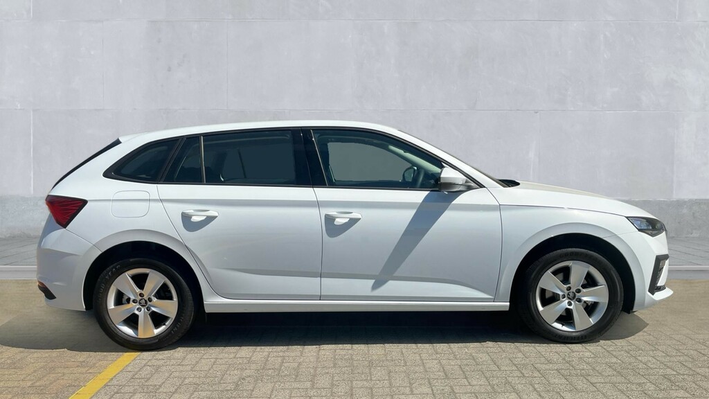 Skoda Scala Scala 1.0 Tsi 116 Se Edition Dsg DE26UCN White #4