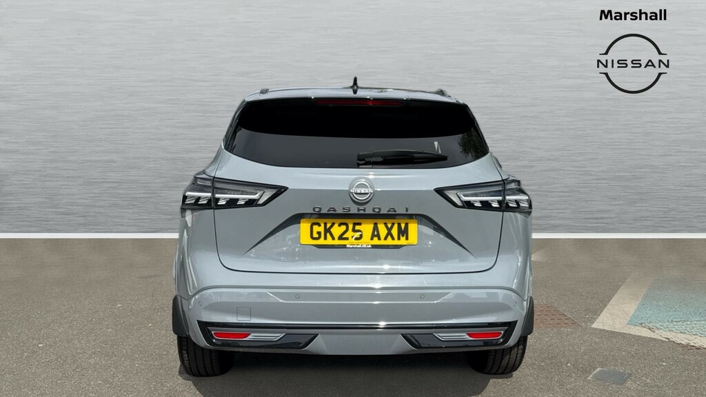 Nissan Qashqai Qashqai 1.3 Dig-t Mh N-design GK25AXM #6