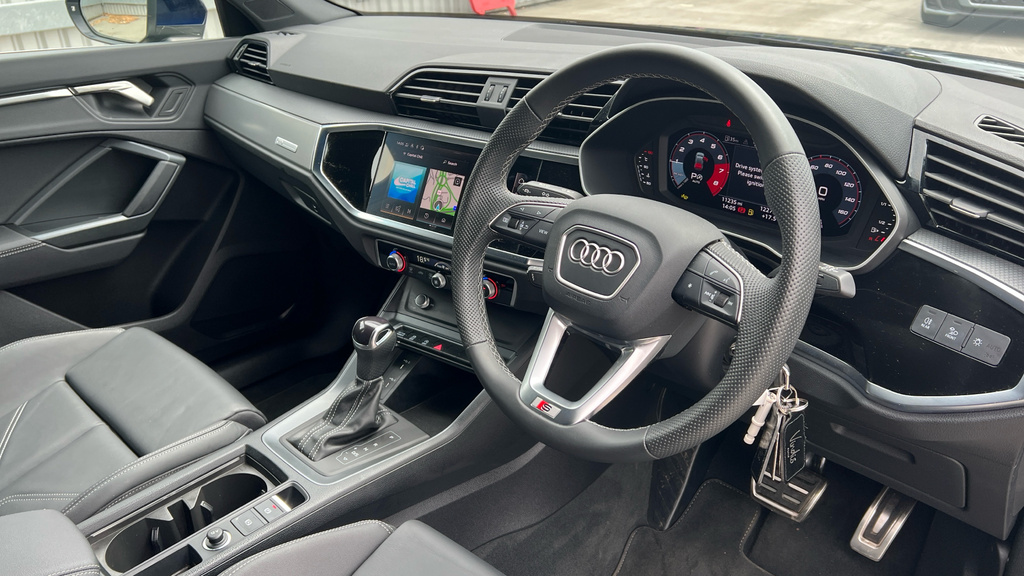Audi Q3 Q3 35 Tfsi S Line S Tronic Leather AJ25HJK Blue #6