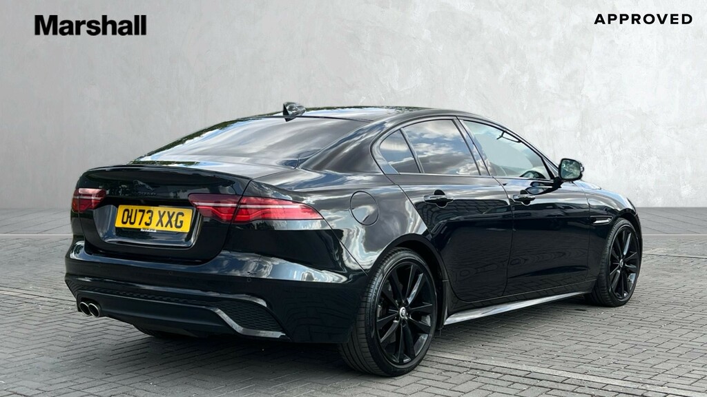 Jaguar XE 2.0 D200 R-dynamic Black Mhev Saloon Grey #21