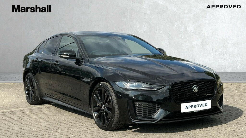 Jaguar XE 2.0 D200 R-dynamic Black Mhev Saloon Grey #1