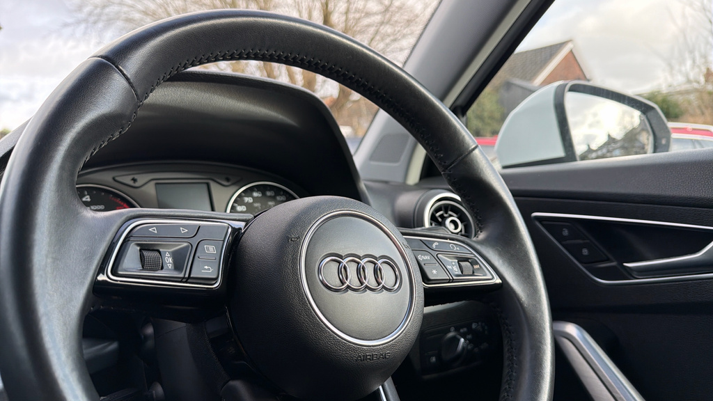 Audi Q2 1.0 Tfsi Sport White #24