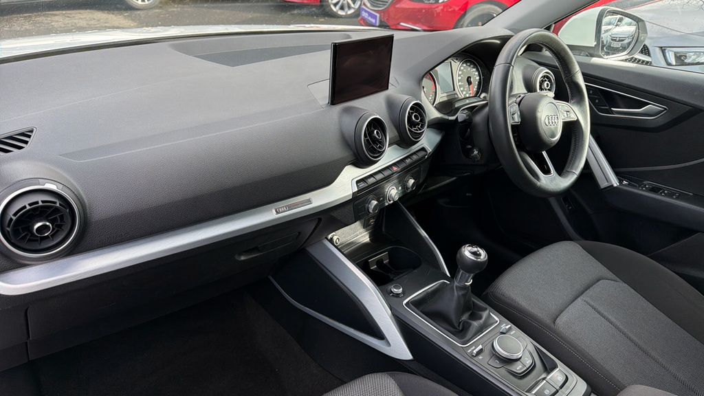Audi Q2 1.0 Tfsi Sport White #10