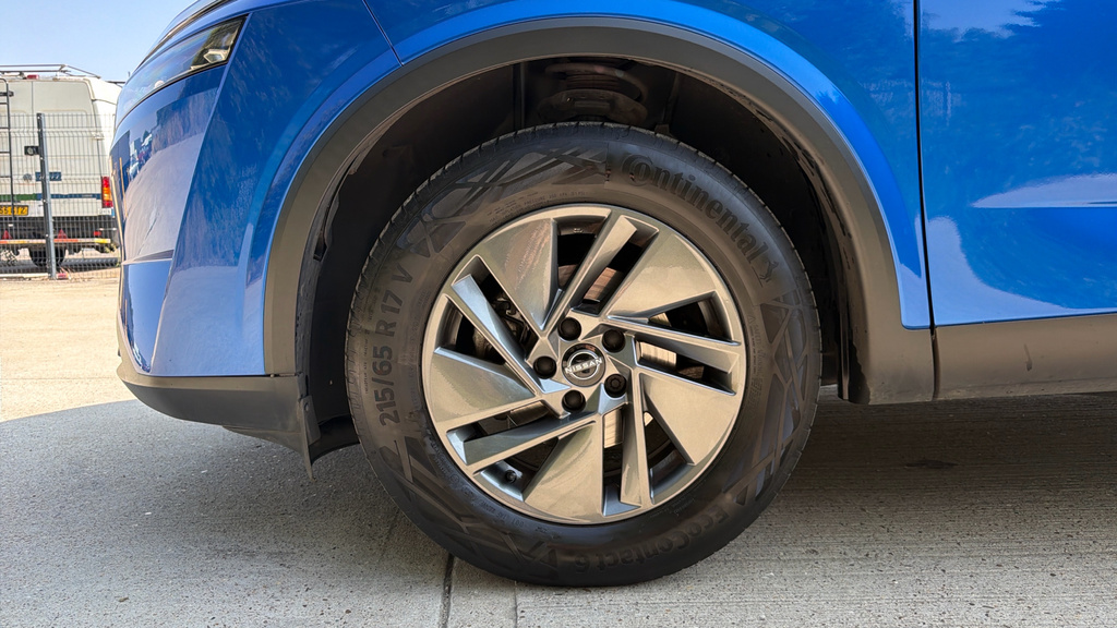Nissan Qashqai Qashqai 1.3 Dig-t Mh Acenta Premium Blue #4