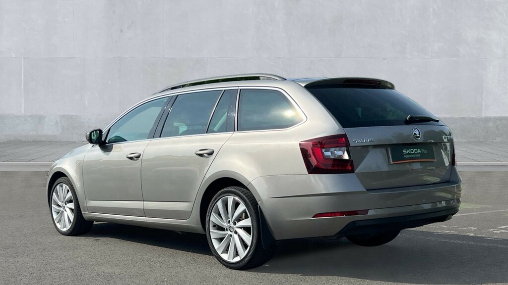 Skoda Octavia Octavia 2.0 Tdi Cr Laurin Klement Dsg Beige #3