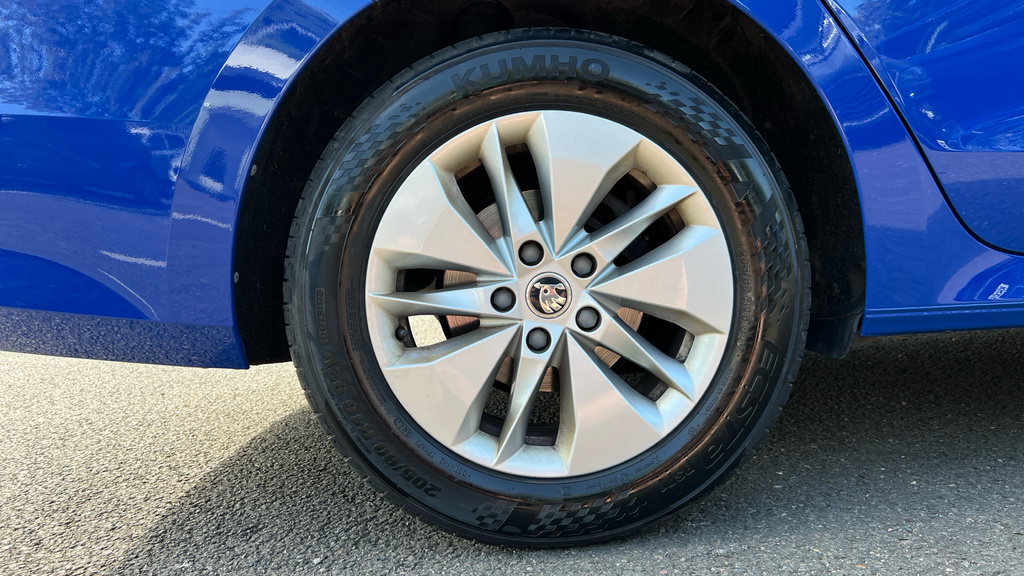 Skoda Octavia Octavia 2.0 Tdi Se Technology Blue #5