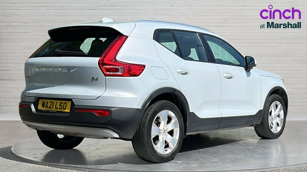 Volvo XC40 Xc40 2.0 B4p Momentum WA21LSO Silver #3