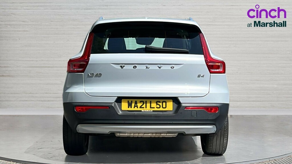 Volvo XC40 Xc40 2.0 B4p Momentum WA21LSO Silver #4