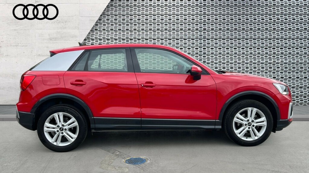 Audi Q2 Q2 35 Tfsi Sport Red #4