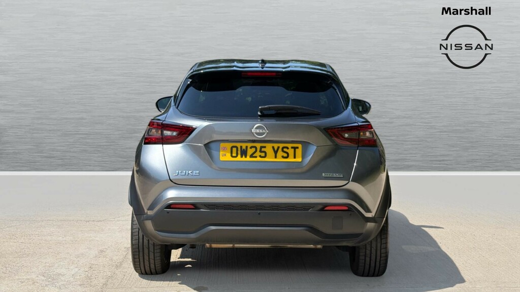 Nissan Juke Juke 1.6 Hybrid Tekna Grey #6
