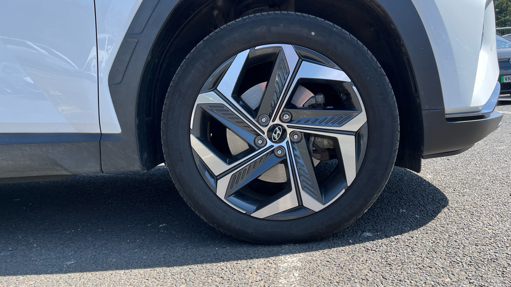 Hyundai Tucson Ultimate Red #20