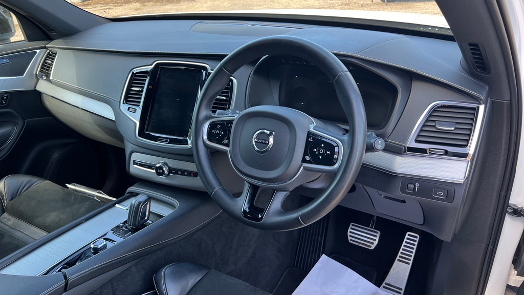 Volvo XC90 Xc90 2.0 B5p 250 R Design Awd Gtron White #4