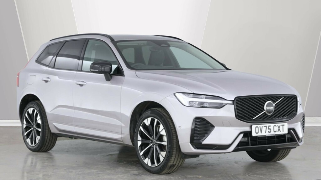 Volvo XC60 Xc60 2.0 B5p Plus Dark Awd Geartronic Silver