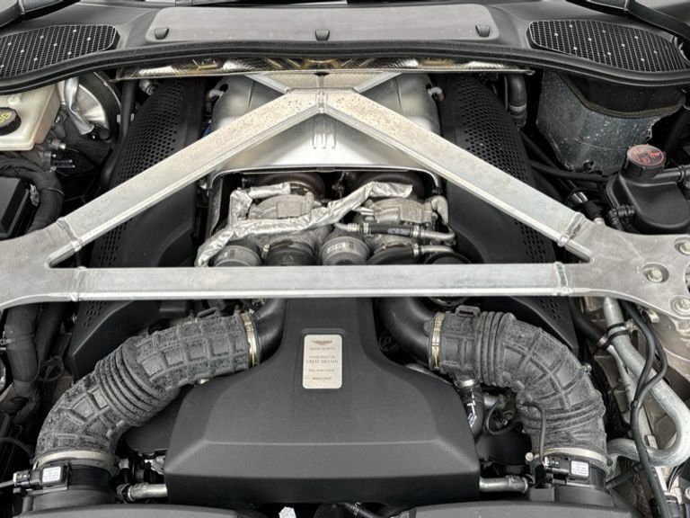 Aston Martin Vantage 4.0L V8 Coupe Grey #22