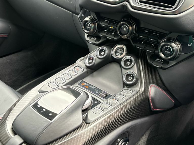 Aston Martin Vantage 4.0L V8 Coupe Grey #33
