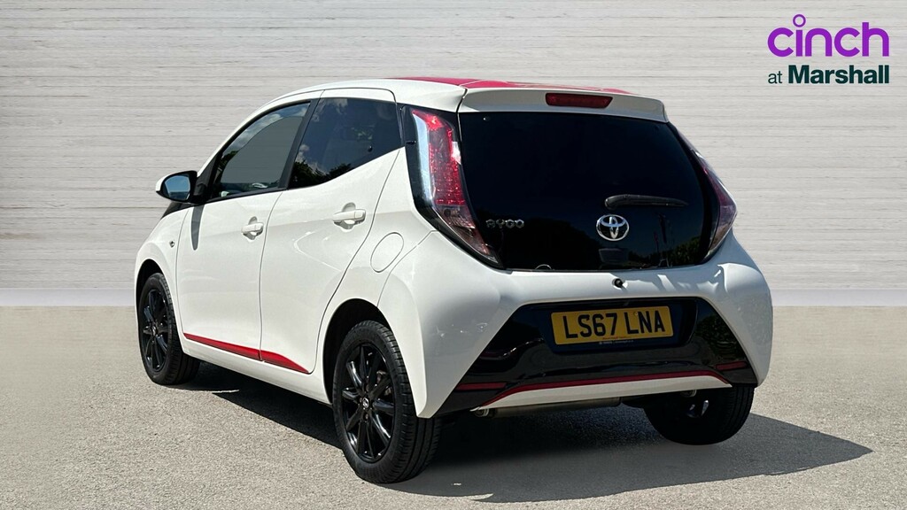 Toyota Aygo Aygo 1.0 Vvt-i X-press White #5