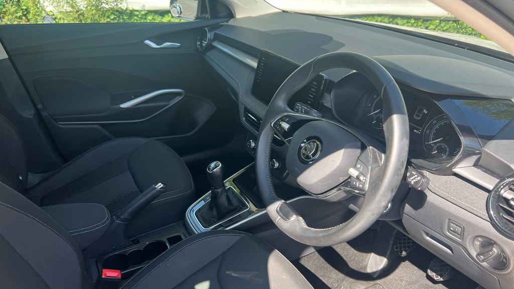 Skoda Fabia Fabia 1.0 Tsi 110 Se L Black #6