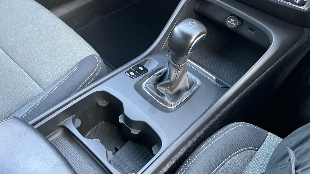 Volvo XC40 Momentum, T3 Black #29