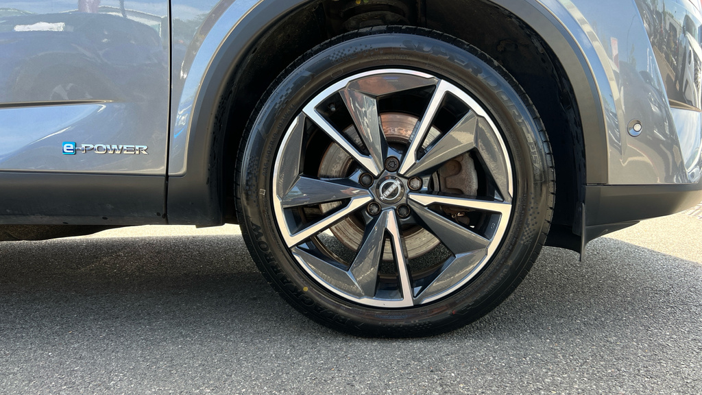 Nissan Qashqai Qashqai 1.5 E-power Tekna MJ72OZG Grey #4