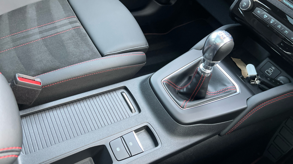 Ford Kuga 2.5 Phev St-line Cvt Silver #26