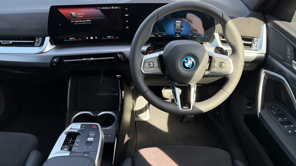 BMW X1 Bmw X1 Estate Xdrive 25E M Sport Step RA26OMZ Green #5