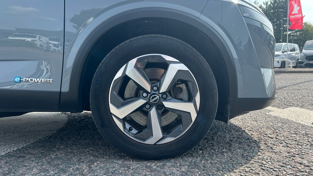 Nissan Qashqai Qashqai 1.5 E-power Acenta Premium DN23XBA Grey #4