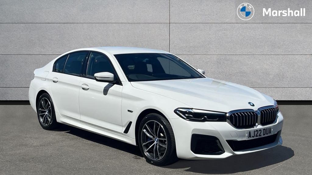 BMW 5 Series 5 Series 530E M Sport AJ22DUA White