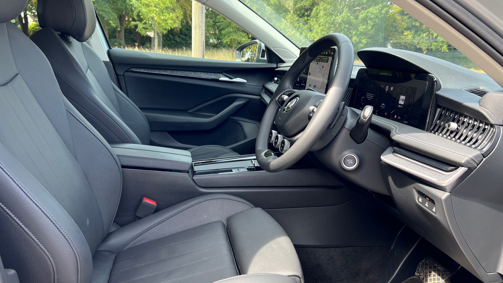 Skoda Superb Superb 2.0 Tdi Se L Dsg Grey #26