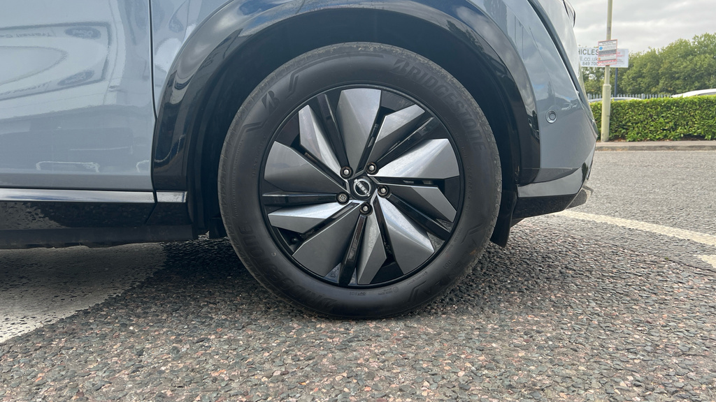 Nissan Ariya Ariya 178Kw Evolve 87Kwh 22Kwch YM25PHX Grey #4