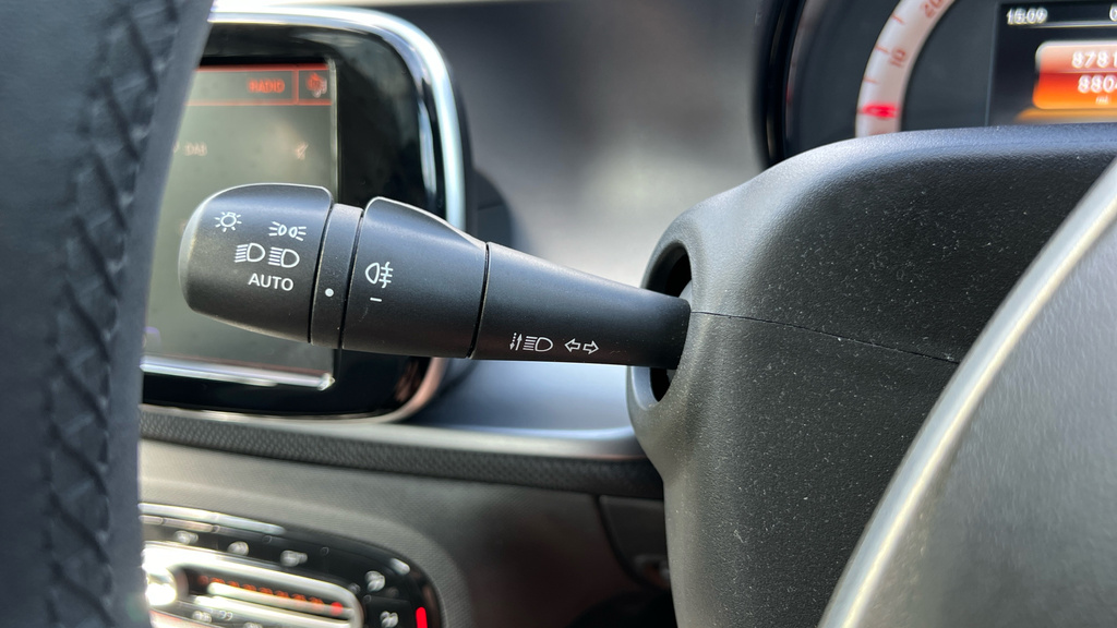 Smart Fortwo Coupe Eq Fortwo Pulse Premium Silver #39
