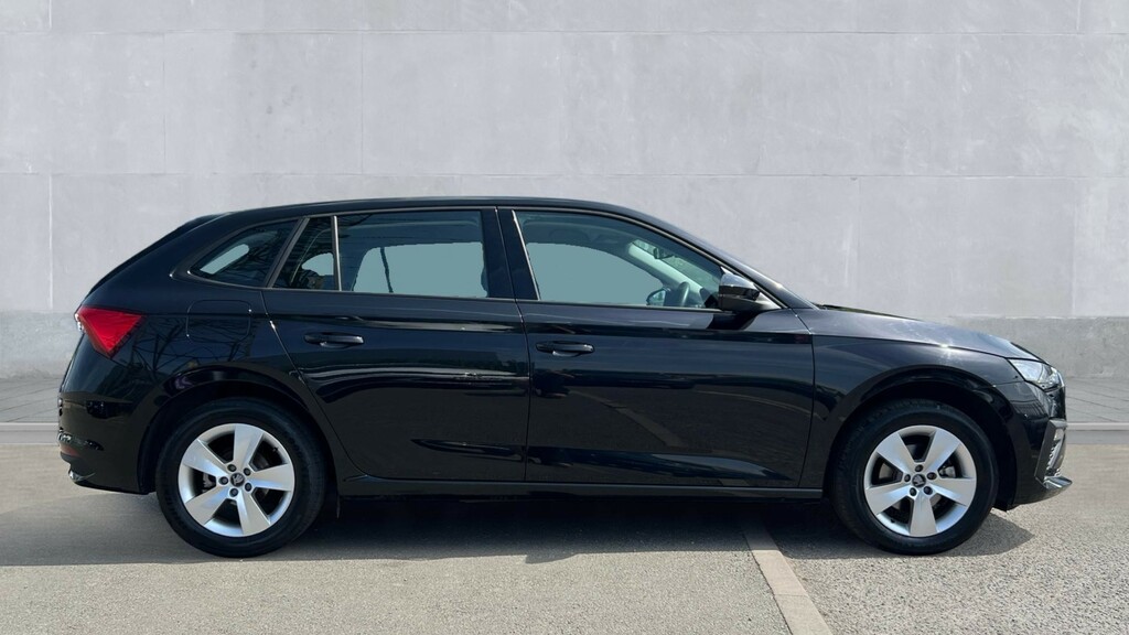Skoda Scala Scala 1.0 Tsi 116 Se Edition Black #4