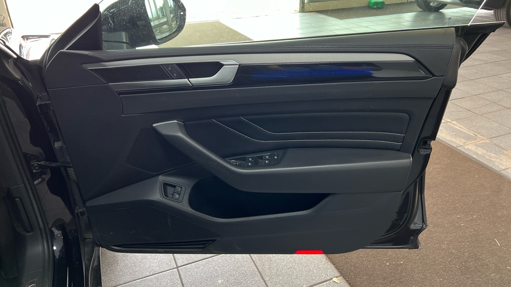 Volkswagen Arteon Elegance Tsi Dsg Black #25