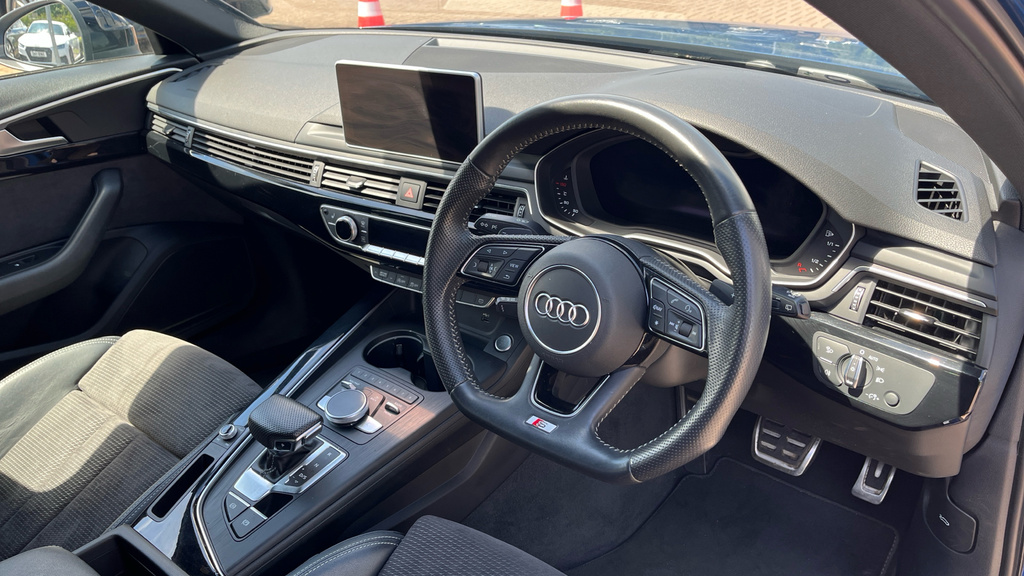 Audi A4 Avant A4 35 Tfsi Black Edition S Tronic Blue #6