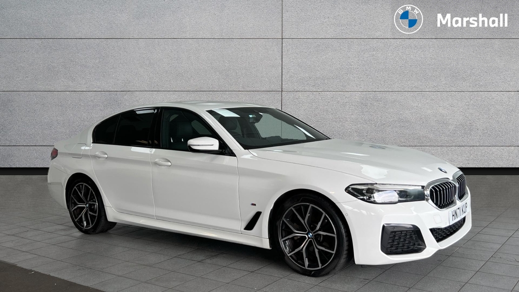 BMW 5 Series 5 Series 520I Mht M Sport Step White