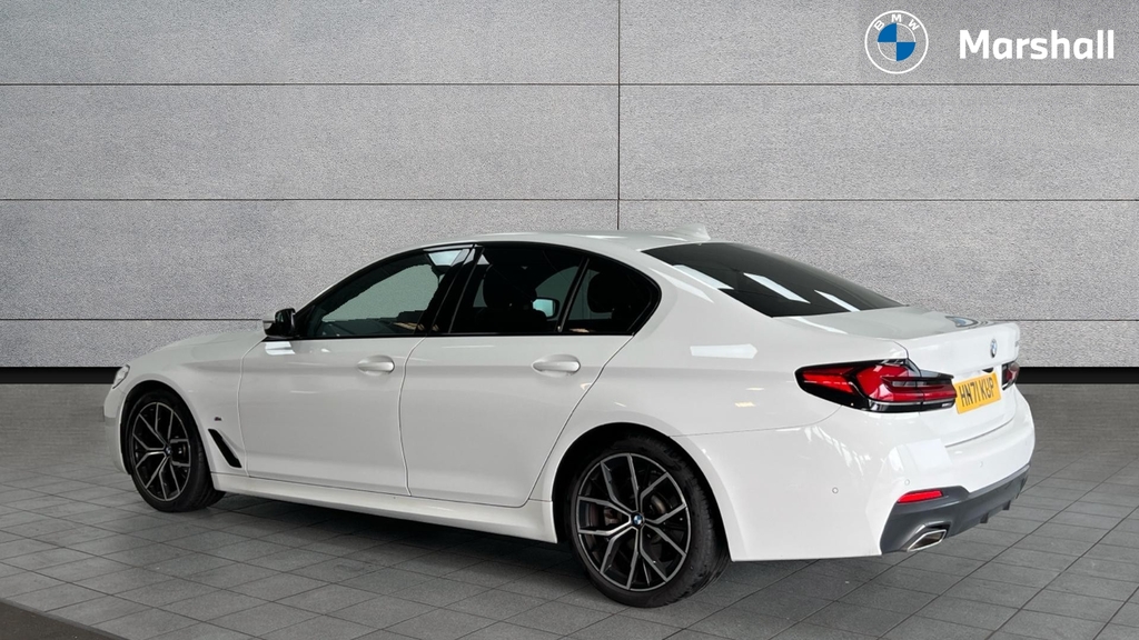 BMW 5 Series 5 Series 520I Mht M Sport Step White #2