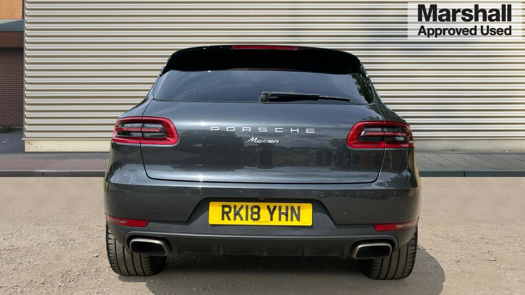 Porsche Macan Macan Estate 252 Pdk RK18YHN Grey #4