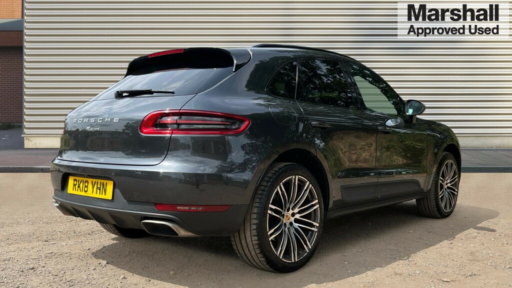 Porsche Macan Macan Estate 252 Pdk RK18YHN Grey #3