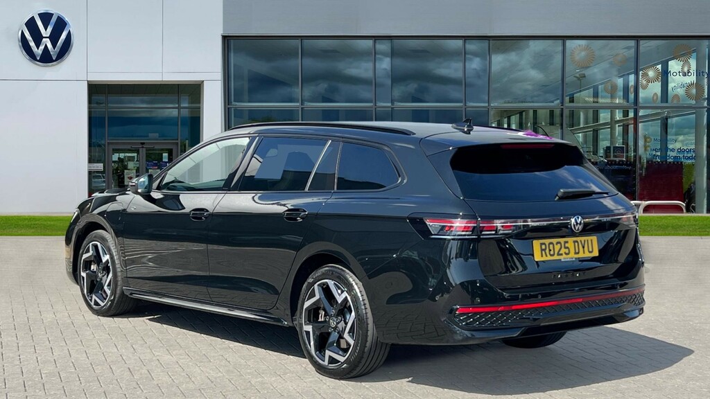 Volkswagen Passat Passat 1.5 Tsi Ehybrid 272 R-line Dsg Black #3