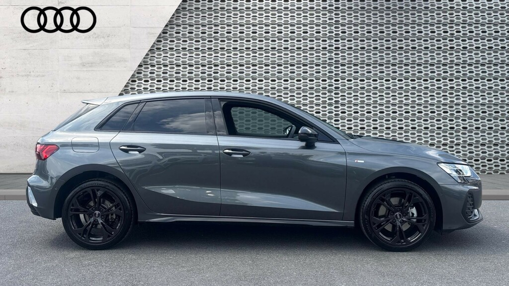 Audi A3 A3 1.5 Tfsi E 204 Black Edition S Tronic LN26MYO Grey #4