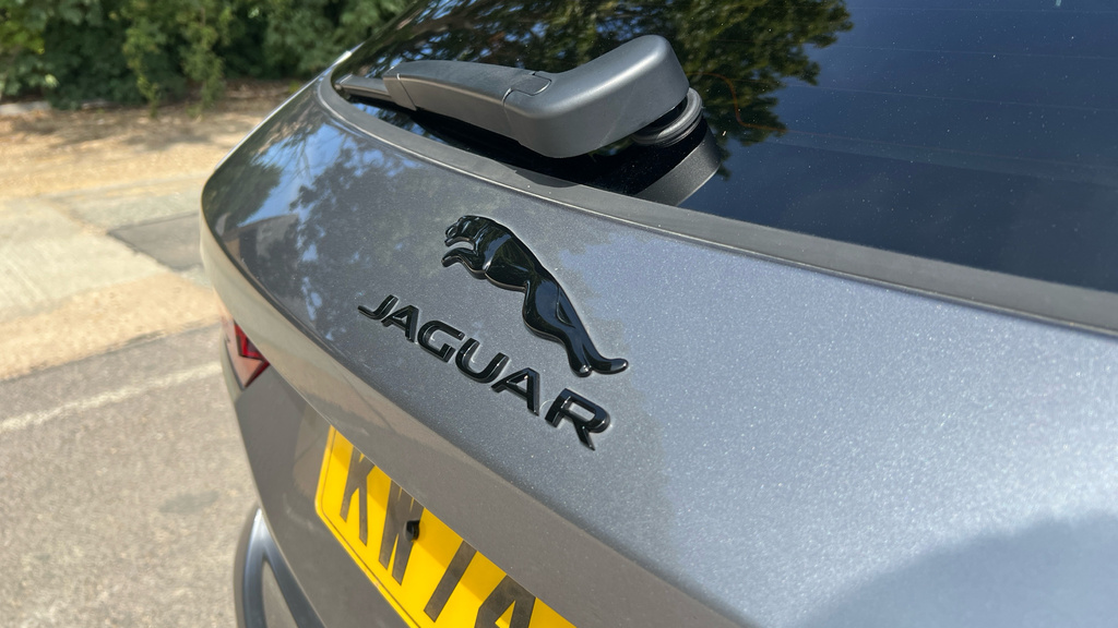 Jaguar F-Pace 3.0 D300 Mhev R-dynamic Hse Black Awd Euro 6 Red #31