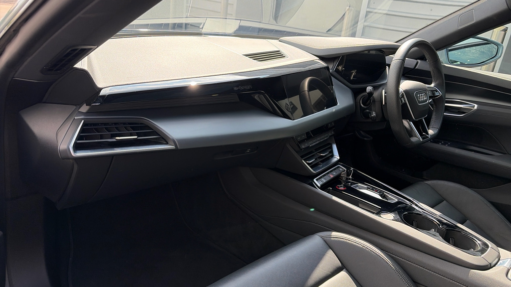 Audi E Tron GT E-tron Gt 390Kw Quattro 93Kwh Grey #2