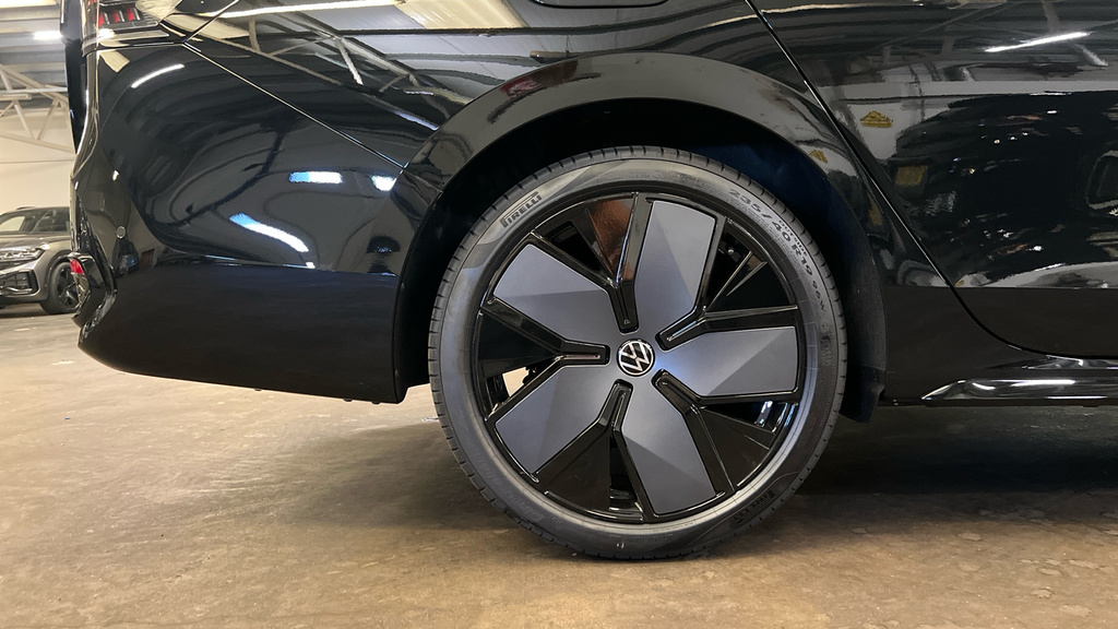 Volkswagen Passat Passat R-line 1.5 Etsi 150 Ps 7-Speed Dsg Black #5